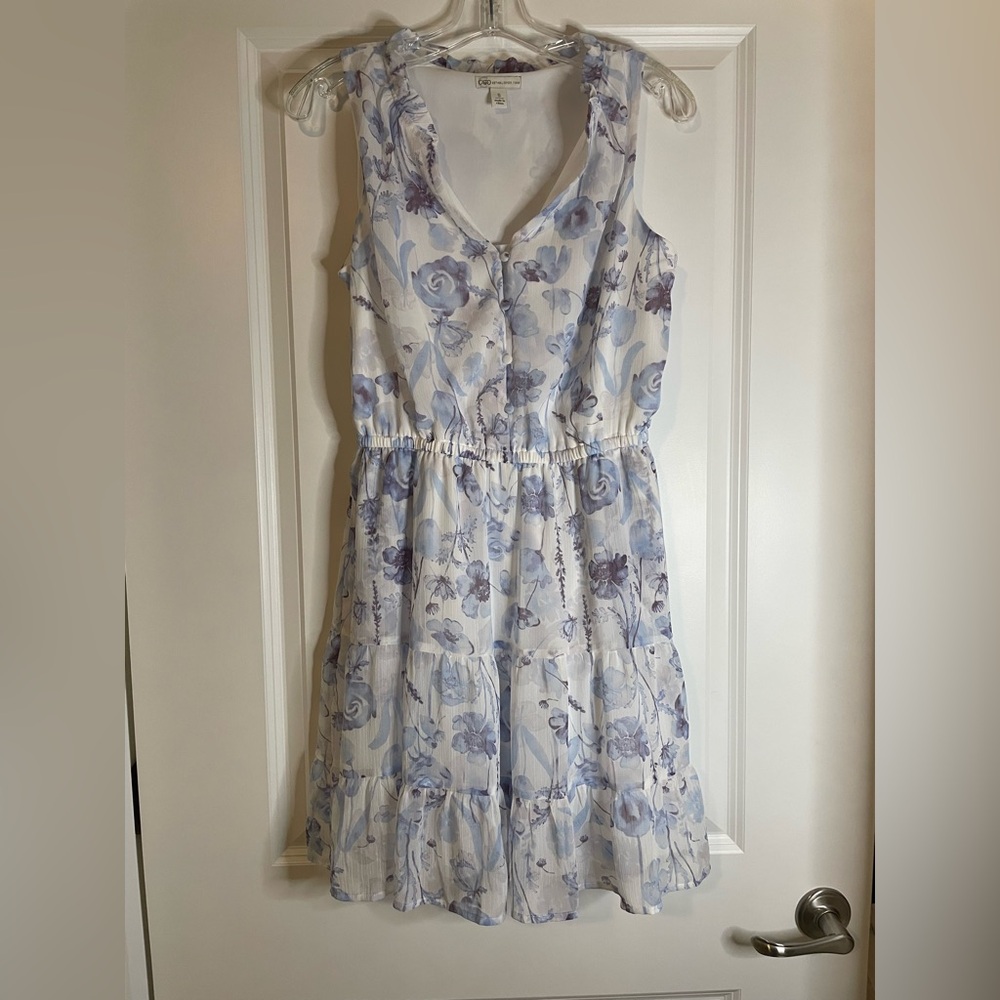 White blue/purple flower dress size S Cato